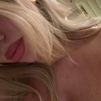 ᥫ᭡ (@davells) 's Twitter Profile
