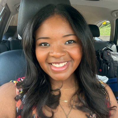 I’m a little chaotic, but a lot fun! | BJJ grappler (women’s superheavy weight) | Startup co-founder | Usually doing AI related tech stuff | 💍- @goris29