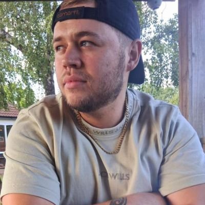 Proud dad of two.
NCFC sufferer.
Army veteran, certo cito š¬š§