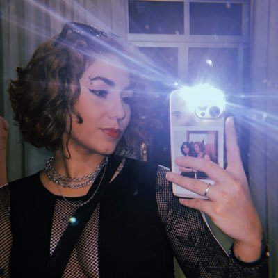 sempre fisioterapeuta, as vezes dj ✨ diretamente do 067 para mundo ✨