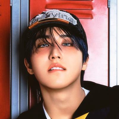 atz, skz, bts, svt, nct dream, evnne, xikers🏠💘✨
23/04/2022✨
22/07/2025 ❤️🩹
One Piece lover 🏴☠️❤
Fan account