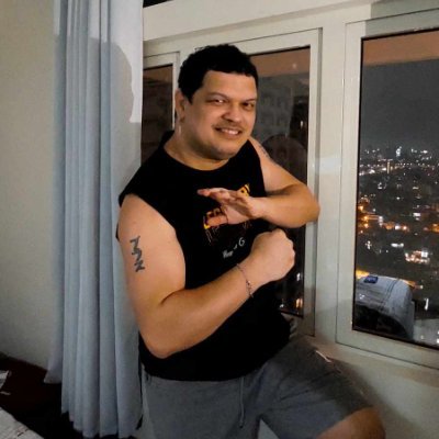 Euluryc's profile picture. Italian 🇮🇹, living in Makati.