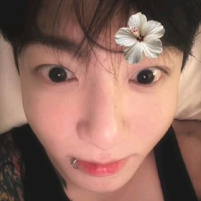 OT7 OR NOTHING
I live for #taekook 🎀🍡
@bts_twt paved the way