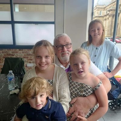 Retired Chef massive Liverpool fan No DM please happy Married and old