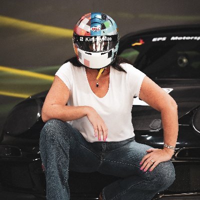 Race car driver. Wall Street veteran. Author of The Apex Between Us, being released 9/1. Building bold second acts with risk, grit & intuition.