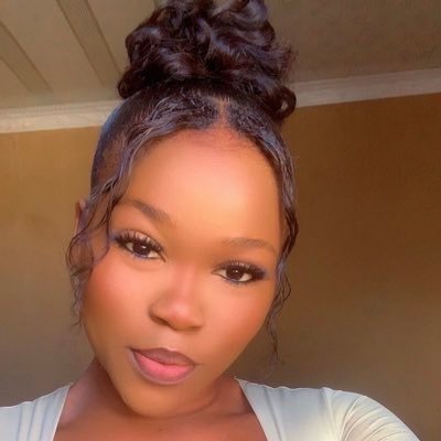 Tidohthando's profile picture. always wear a smile😊