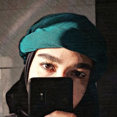 مثلا دانشجو عمران.
نمیدونم بتونم بسازم یا نه،
ساختمون رو نه، زندگیمو. /🏐/روزی برای هنر...