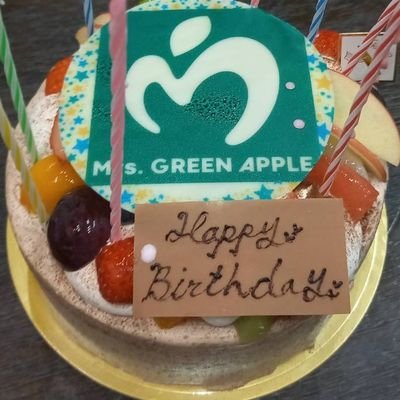 ミセスとVTuber(箱推し)と絵描きが好きな学生です!ホロリスもジャムズもそうでない人も仲良くして欲しい無言フォロー(フォロバ💯)失礼します!無言フォロー大歓迎 #ミセス好きと繋がりたい #VTuber好きと繋がりたい #絵描きさんと繋がりたい