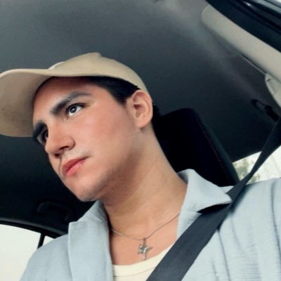 carlosochoast's profile picture. 