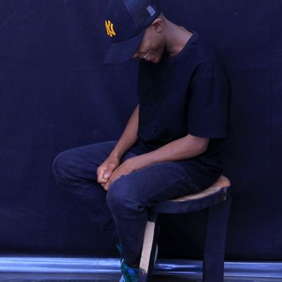 We stuck in between vanhu vane moyo iri cold..
Nevamwe vanoita mari every time yatinoenda mu road...
Just/// Manchester City Fan//#Gaffa #BataMastreetz