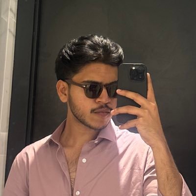 _Janis_Vp's profile picture. 