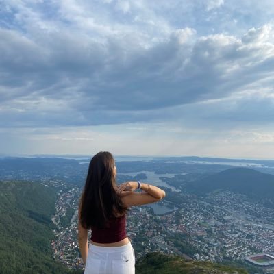 Ireneediez_'s profile picture. 