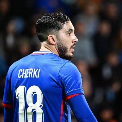 elyaa_ss's profile picture. 