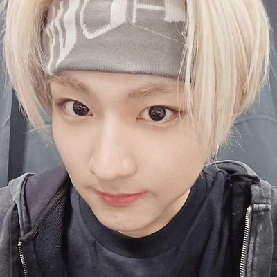 escrevo e sou perdidamente apaixonada em lee heeseung e yang jungwon