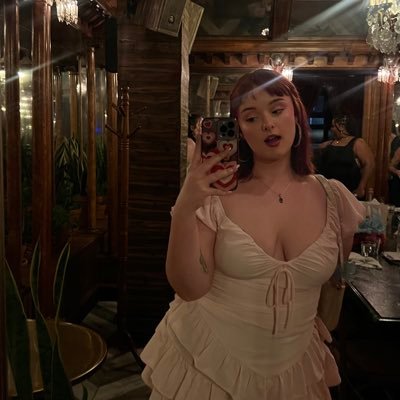 femboys welcome, everyone else… there are chairs in the back you can bring out… twitch: kathytwopointo discord: kathy2.0_