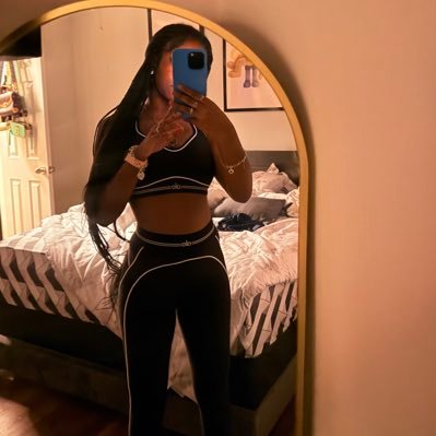 theyenvylexis's profile picture. young&turnt | Lexisss 🫧