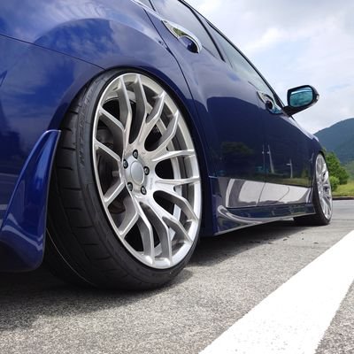 simple is best
こちらはホボ車メイン
bB→istとガッツリ弄ってきましたが、CW2はやり過ぎないようにユル~くやろうと思います