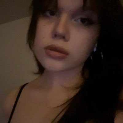 saccharine sweet egirl with an insatiable hunger for cash | ʚ5'9ɞ |