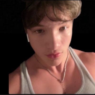 teobabyy's profile picture. 🪦🕊️