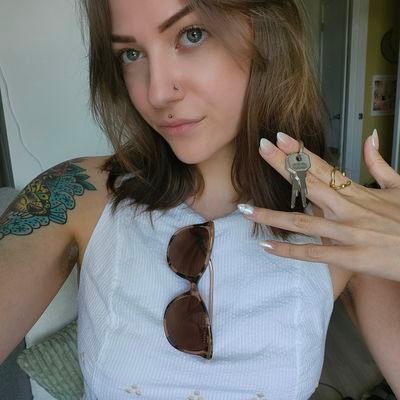 You can call me Mommy ✨ 30, flirty, and taking everything you own ✨ financial dominatrix - mind manipulatrix || $50+ tribute