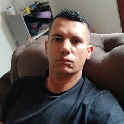 Mateus4t3's profile picture. Sou brasileiro,  Cristão  ,sou de direita e anti comunista.