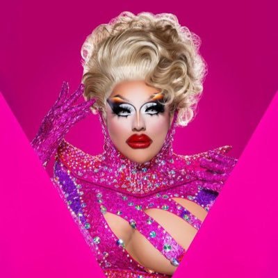 💪🏽 The Heavyweight Champ 🥊 RPDR S15 & AS10 ⭐️🤭 Inquiries: booking@mistressisabelle.com