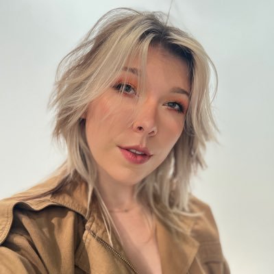 Ela π± Profile