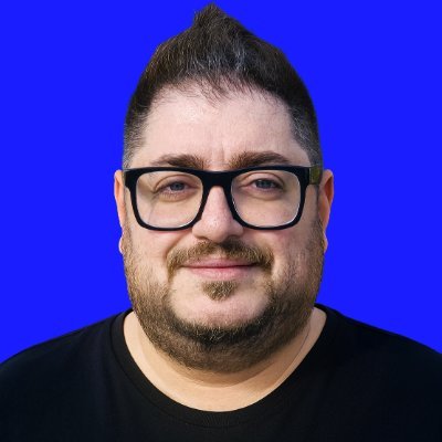 birouty's profile picture. 🛸 Creative Strategist 👽 Graphic Designer 👨‍🚀 19 Years experience 🪐 Building Brands 🧭 Turning Strategies 💡Into Creative Designs