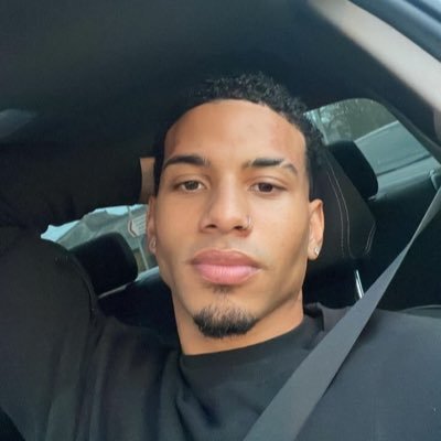 GOOD DAY EVERYONE, I’m Henry, am here searching for a good looking woman who would be straight forward with me, no lies no cheating