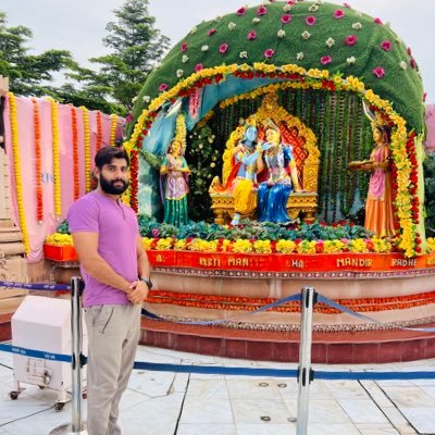 Fitness🏋️ | Lifestyle🤷 | Photoholic📸 Azaad Parinda 😉 Champion 🏆 Life is a journey & I am a traveller ✈️ Enjoying Zindgi…✌️