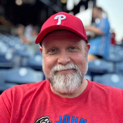 Eagles & Phillies keep me hyped, reading books keeps me grounded. |Bookworm📚| 🦅⚾️🏈 #GoBirds #RingTheBell #FlyEaglesFly