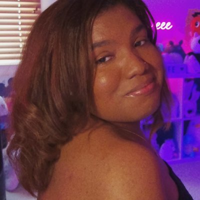 The Loveboat's Captain ✨ | 💙 @NCAforCACs Ambassador | 💜 @Twitch Black Guild Mentor / Women's & Pride Guild Member | 💌 Business: contact@lanieloveee.com