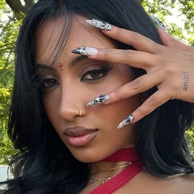 Kyarykm's profile picture. 