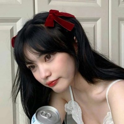 52fQA9pV26771q5's profile picture. 