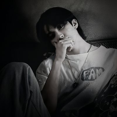 ؘ Profile