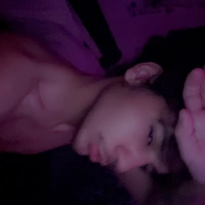 w0rstbhviooorrr's profile picture. “ 𝑱𝒖𝒔𝒕 𝒍𝒆𝒕 𝒎𝒆 𝒃𝒆 𝒊𝒏 𝒚𝒐𝒖𝒓 𝒍𝒊𝒇𝒆 𝒍𝒊𝒌𝒆 𝒕𝒉𝒂𝒕 “
