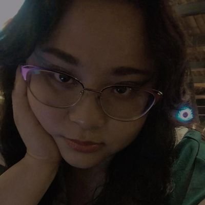 Escritora
Dibujante
SWITFIE DE CORAZÓN jejeje