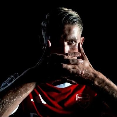 Chin up gangsta you knew the love was fake |✌️
@Arsenal #COYG