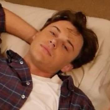 📚70/100 | riverdale enjoyer | smosh | madison beer | the weeknd | tristanera | rothjas | kirillsasha | kadestacey | bluelance | bellyconrad | kittyuri