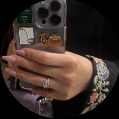 nessnri's profile picture. من الجزائر، لا يشفى المرء أبداً.