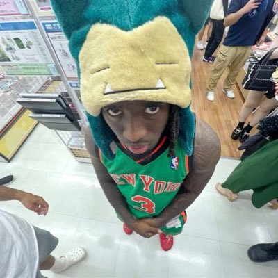 SplashDamian's profile picture. 