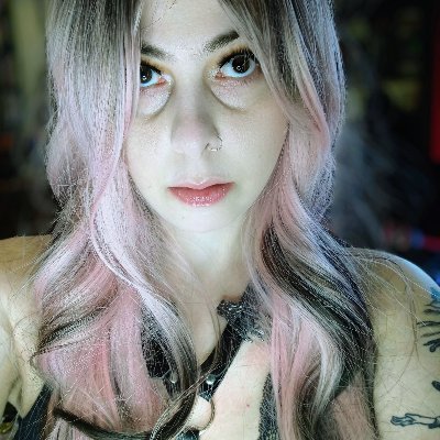 Stoner 🌬 Nerd 🖖 FinDomme 💰 Simp Collector 🔑 Full Bio & AV ⏩
https://t.co/inC7HlpIA8