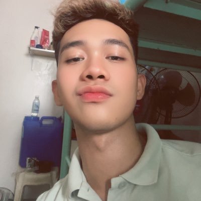 Eccedentesiast ✨ ♎️ | Your chavacano boy | 5’3 🐰 @BBunnns ⬅️