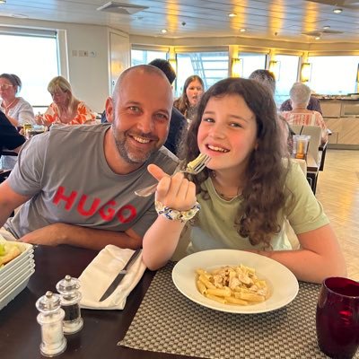 Dad / Scouser / Liverpool fan / Luv2Party Events / MC for LFC