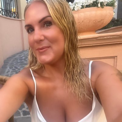 Technology Recruitment- Tech Sales Talent is my thing…Mum to 1 Son ❤️ Passionate about #Recruitment #UKTech #Technology #WomenInTech #Startups #Leaders #SLT