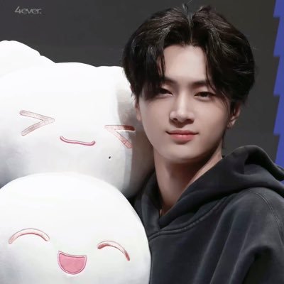  ⠀ ⠀ ♫ 🪷⠀˓ ⠀ 𝒻𝒶𝒸𝑒 𝒾𝓃 𝓉𝒽𝑒 𝓂𝑜𝑜𝓃 ׄ © 18 𝄒 — ( #ENHYPEN . )