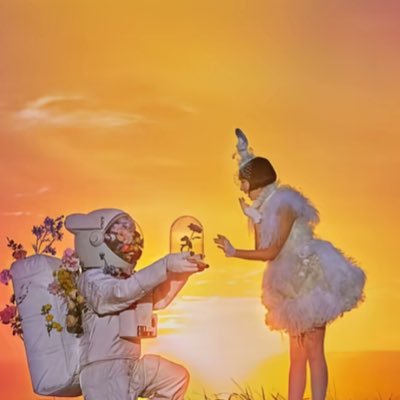 RoXOsl2GvsZKKtk's profile picture. 社会に疲れてるみなさん、鬼滅の刃で心を鬼にしましょう