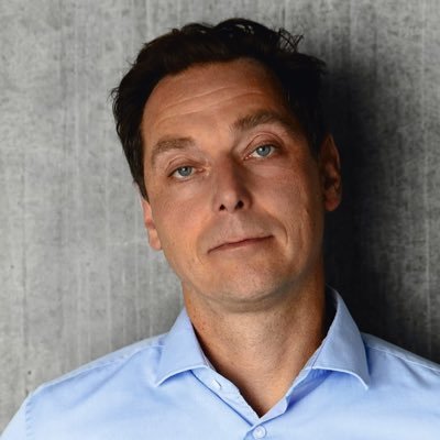 Partnerskaber og samarbejde om en bedre klode. Tidligere udsendt til Asien, Europa & Mellemøsten. Thildes husbond og far til tre.