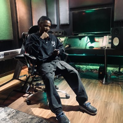 illumineugwu's profile picture. Management Service, Mgmt: @spaceboy_air Alumnus @mbaforafrica 24/25🎓 Now  ➡️  @cbaforafrica