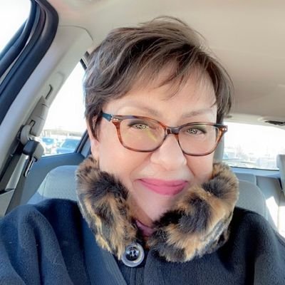 Just living life one day at a time. Big on honesty, good vibes, and meaningful connections. Coffee lover, music addict, and a fan of deep talks over small talk.